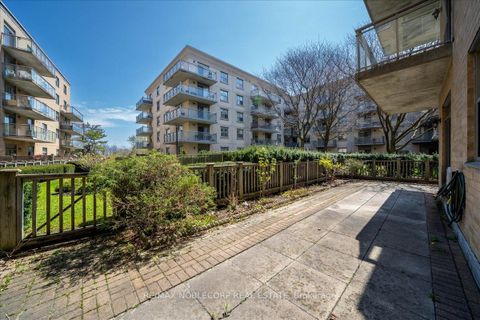 Photo 30 at 111 - 2502 Rutherford Road, Maple, Vaughan