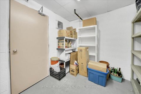 Photo 37 at 111 - 2502 Rutherford Road, Maple, Vaughan