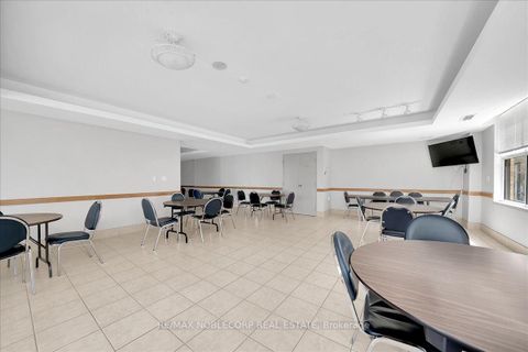 Photo 43 at 111 - 2502 Rutherford Road, Maple, Vaughan
