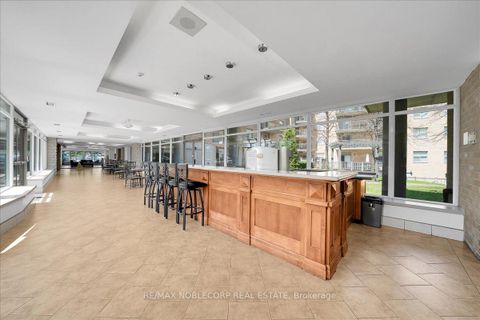 Photo 45 at 111 - 2502 Rutherford Road, Maple, Vaughan