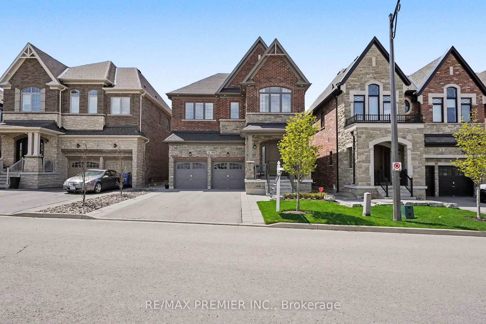 14 King Boulevard, King City, King photo 6