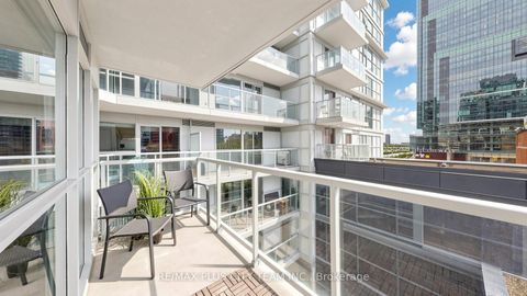 Photo 17 at 513 - 352 Front Street W, Waterfront Communities C1, Toronto