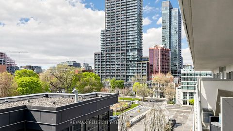 Photo 20 at 513 - 352 Front Street W, Waterfront Communities C1, Toronto