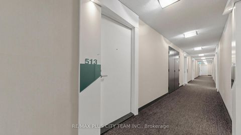 Photo 21 at 513 - 352 Front Street W, Waterfront Communities C1, Toronto