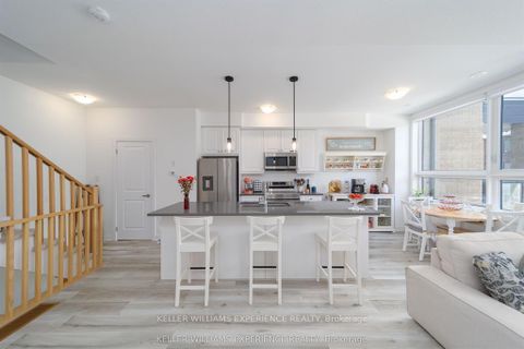 Photo 7 at 22 Red Maple Lane, Shore, Barrie