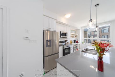 Photo 13 at 22 Red Maple Lane, Shore, Barrie