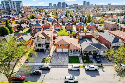 Photo 38 at 46 Chiswick Avenue, Amesbury, Toronto