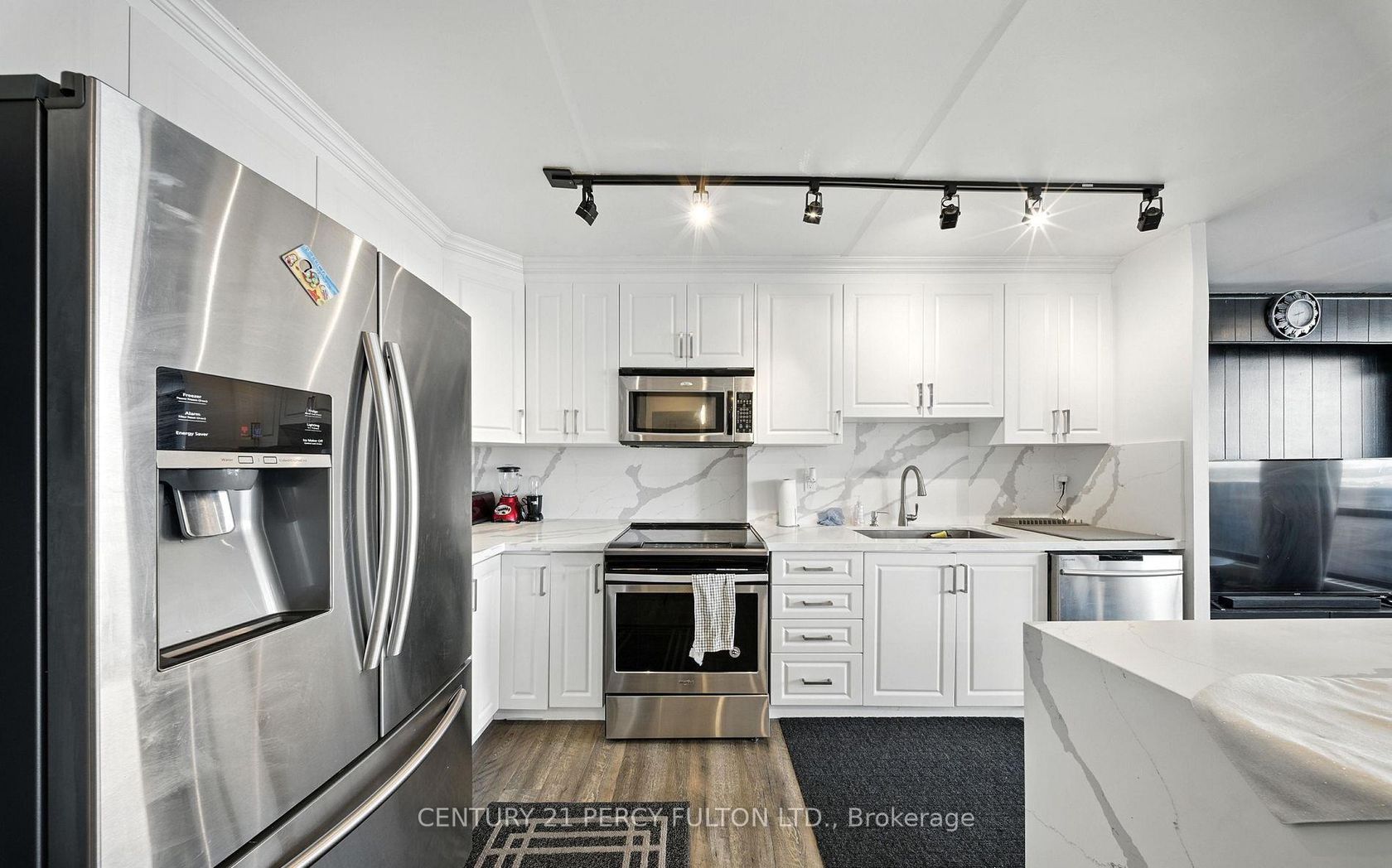 1212 - 2 Glamorgan Avenue, Dorset Park, Toronto photo number 2