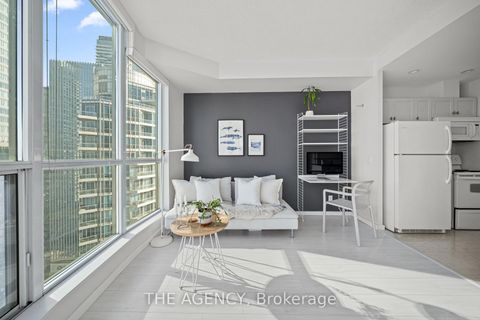Photo 1 at 3313 - 208 Queens Quay W, Waterfront Communities C1, Toronto