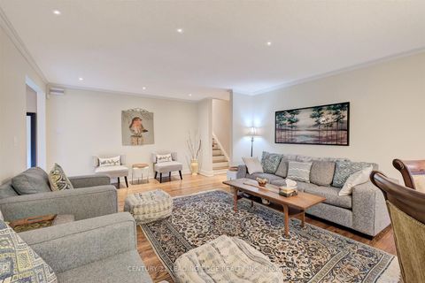 Photo 8 at 171 Krieghoff Avenue, Unionville, Markham