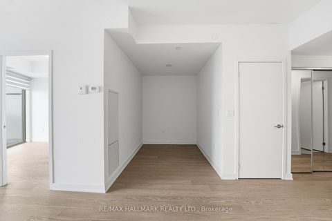 Photo 7 at 5704 - 11 Wellesley Street W, Bay Street Corridor, Toronto