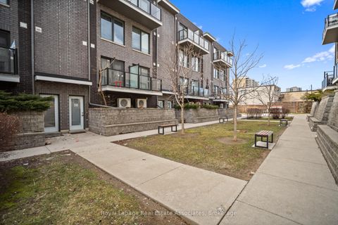 Photo 34 at 40 - 2059 Weston Road, Weston, Toronto