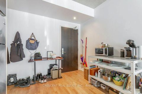 Photo 6 at 402 - 650 King Street W, Waterfront Communities C1, Toronto