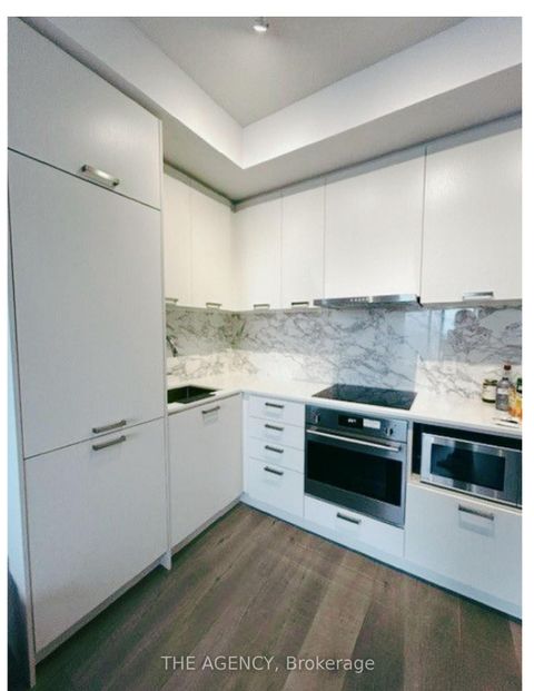 Photo 3 at 805 - 38 Honeycrisp Crescent, Vaughan Corporate Centre, Vaughan