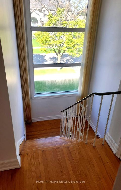 Photo 5 at 23 Blue Springs Road, Maple Leaf, Toronto