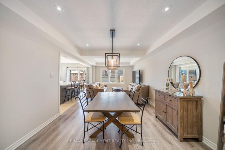 Photo 6 at 44 - 22 Spring Creek Drive, Waterdown, Hamilton