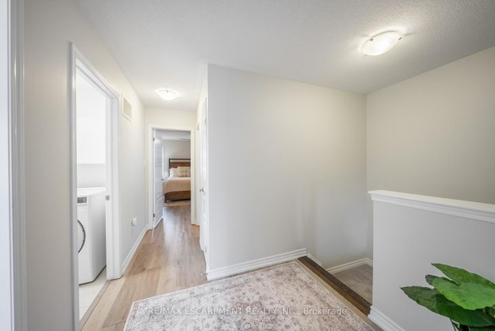 Photo 20 at 44 - 22 Spring Creek Drive, Waterdown, Hamilton