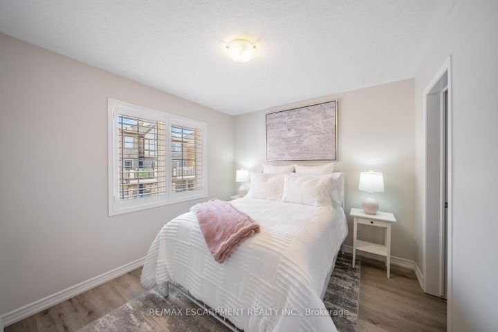 Photo 28 at 44 - 22 Spring Creek Drive, Waterdown, Hamilton