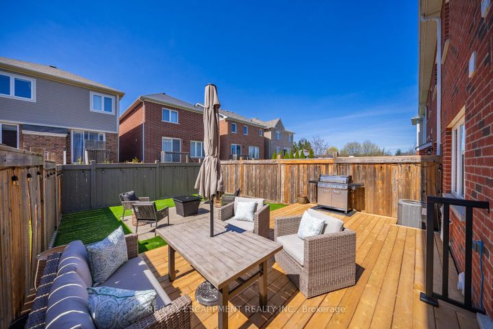 Photo 34 at 44 - 22 Spring Creek Drive, Waterdown, Hamilton
