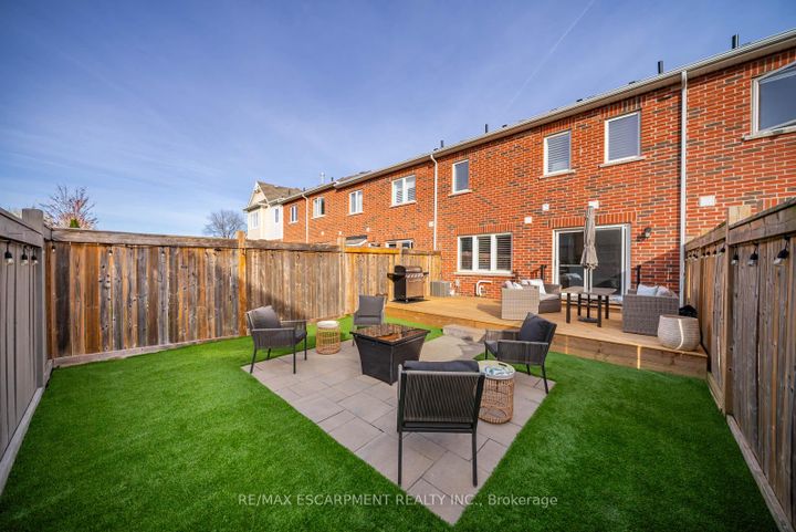 Photo 38 at 44 - 22 Spring Creek Drive, Waterdown, Hamilton