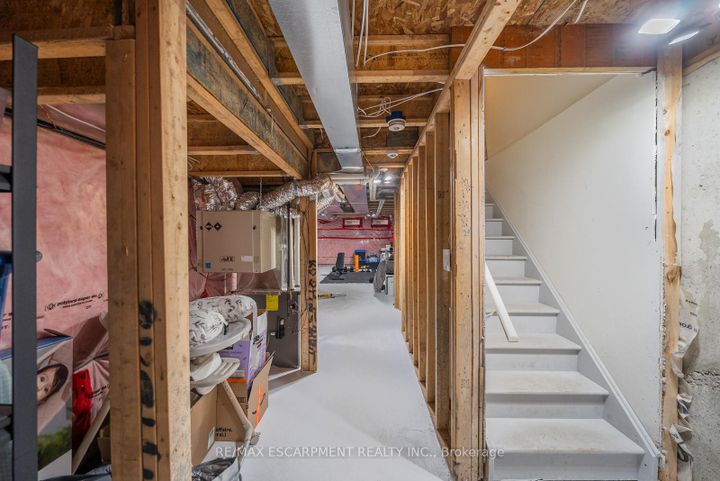 Photo 41 at 44 - 22 Spring Creek Drive, Waterdown, Hamilton