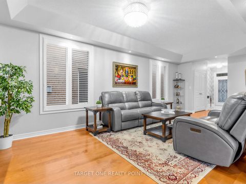 Photo 6 at 39 Riding Mountain Drive, Jefferson, Richmond Hill