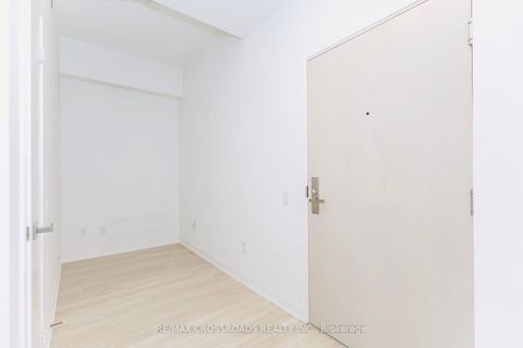 Photo 13 at 550 - 500 Wilson Avenue, Clanton Park, Toronto