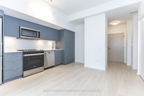 Photo 14 at 550 - 500 Wilson Avenue, Clanton Park, Toronto