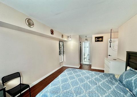 Photo 17 at 510 - 3 Rowntree Road, Jamestown, Toronto