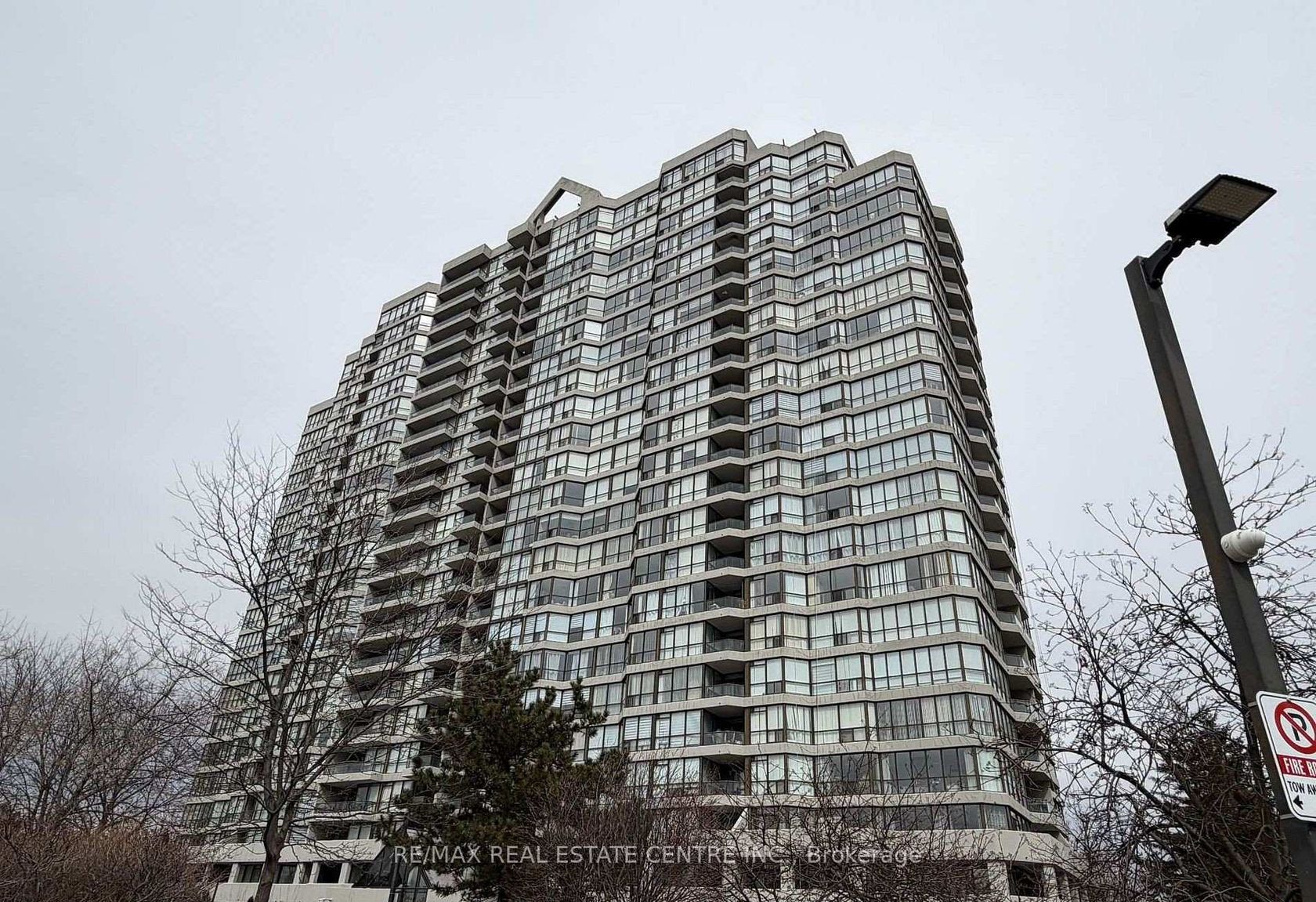 510 - 3 Rowntree Road, Jamestown, Toronto 