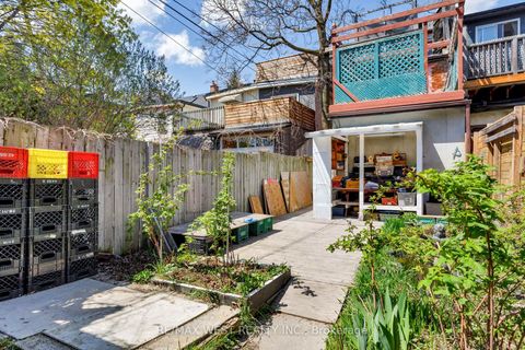 Photo 17 at 39 Noble Street, Roncesvalles, Toronto