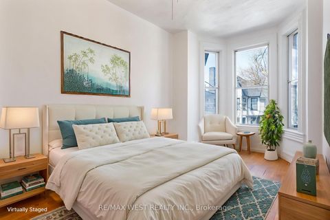 Photo 31 at 39 Noble Street, Roncesvalles, Toronto