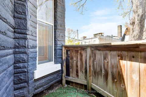 Photo 41 at 39 Noble Street, Roncesvalles, Toronto