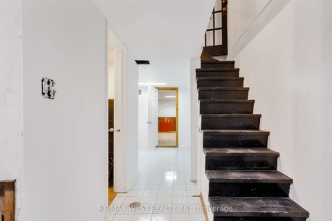 Photo 43 at 39 Noble Street, Roncesvalles, Toronto