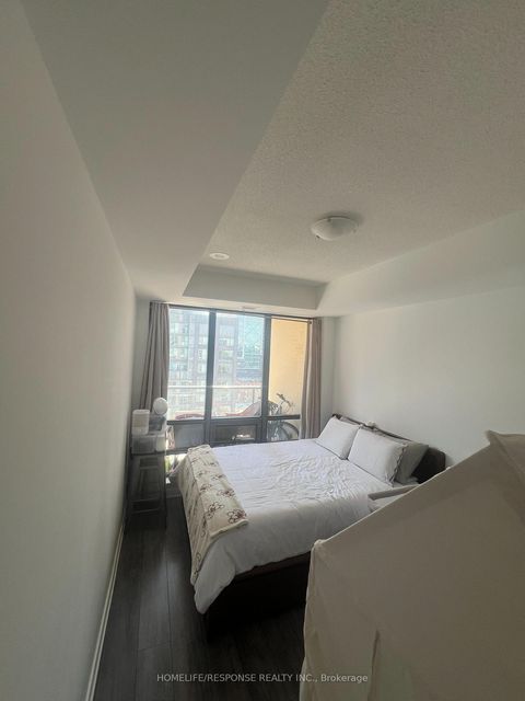 Photo 12 at 1212 - 438 King Street W, Waterfront Communities C1, Toronto