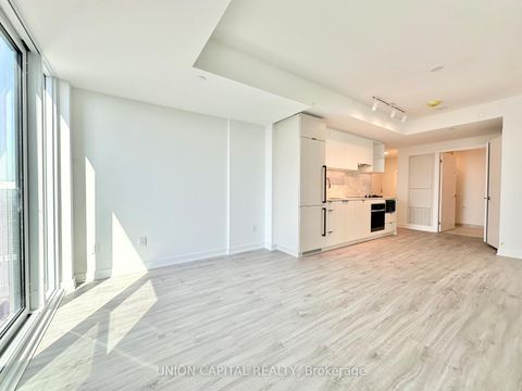 Photo 8 at 5511 - 252 Church Street, Yonge Corridor, Toronto