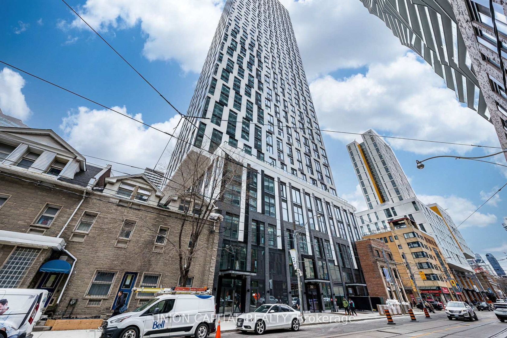 5511 - 252 Church Street, Yonge Corridor, Toronto photo number 2