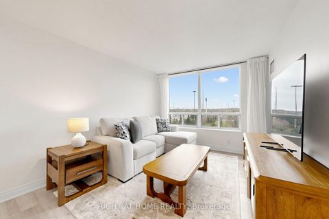 Photo 7 at 512 - 78 Harrison Garden Boulevard, Willowdale East, Toronto