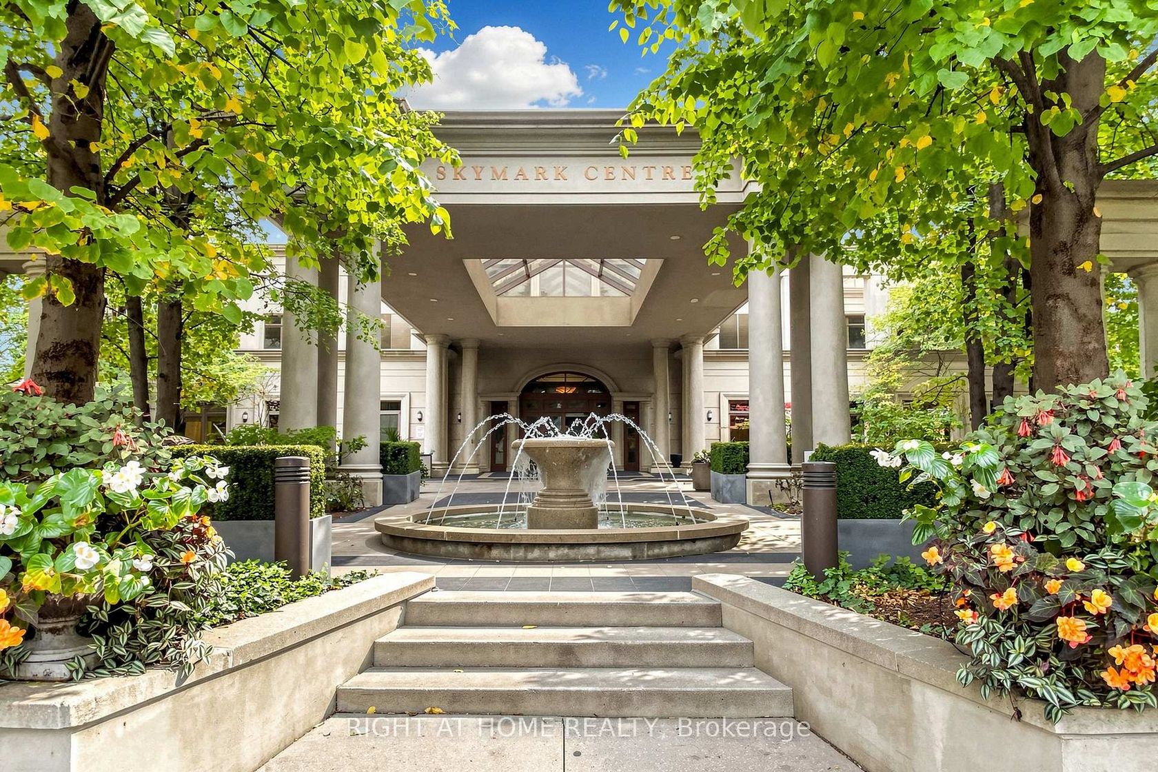 512 - 78 Harrison Garden Boulevard, Willowdale East, Toronto photo number 2