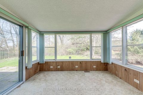 Photo 12 at 84 Ravenscrest Drive, Rosethorn, Toronto
