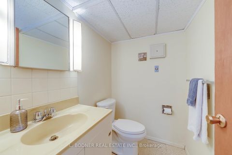 Photo 30 at 84 Ravenscrest Drive, Rosethorn, Toronto