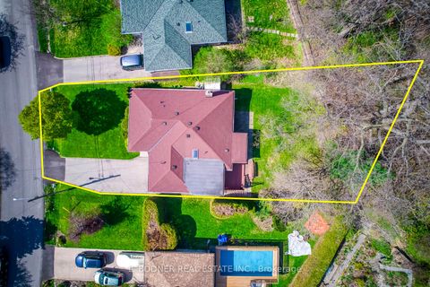 Photo 39 at 84 Ravenscrest Drive, Rosethorn, Toronto