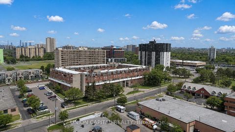 Photo 1 at 126 - 10 Eddystone Avenue, Jane Heights, Toronto