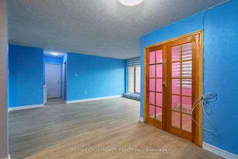 Photo 14 at 211 - 15 Torrance Road, Eglinton East, Toronto