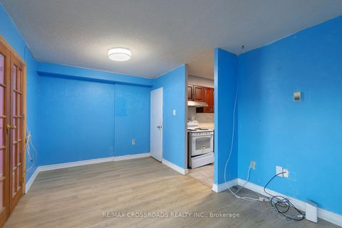 Photo 16 at 211 - 15 Torrance Road, Eglinton East, Toronto