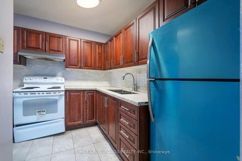 Photo 20 at 211 - 15 Torrance Road, Eglinton East, Toronto