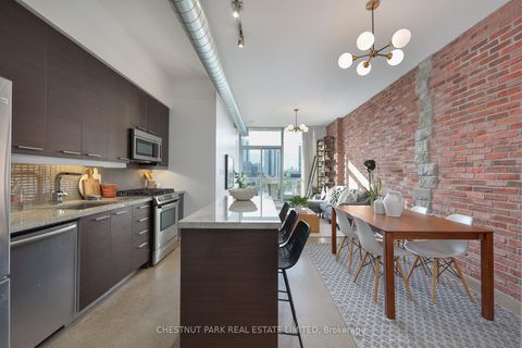 Photo 3 at 810 - 510 King Street E, Moss Park, Toronto