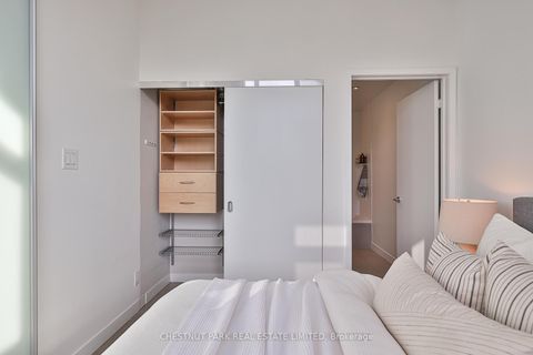 Photo 11 at 810 - 510 King Street E, Moss Park, Toronto