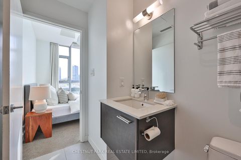 Photo 13 at 810 - 510 King Street E, Moss Park, Toronto