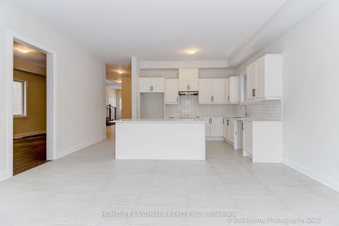 Photo 7 at 241 SEGUIN Street, Oak Ridges, Richmond Hill